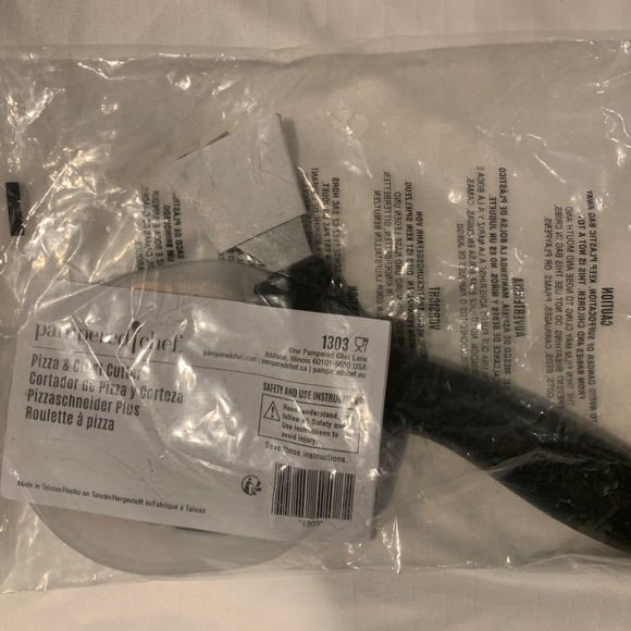 Pampered Chef, Pizza, Cutter - Picture 4 of 5